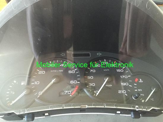 Reparatur des Tachometers beim Peugeot 206
